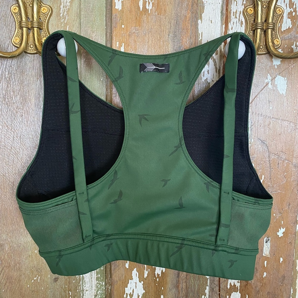 Oiselle ‘Pockito’ Moss Green Sports Bra Wings-Out🪽 - Picture 3 of 12
